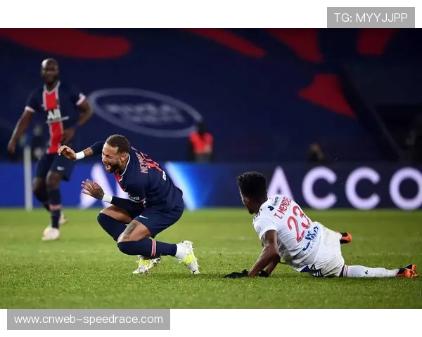 巴黎圣日耳曼欧冠备战，联赛轮换阵容受关注