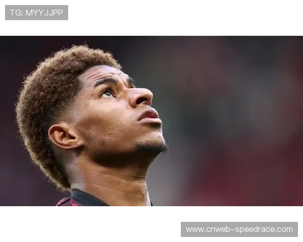 半场：曼联0-0曼城，拉什福德错失单刀机会