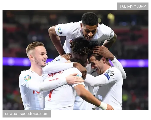 吉罗纳3-2逆转比利亚雷亚尔,多夫比克上演帽子戏法