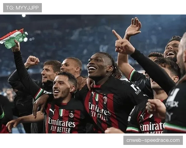 即时:AC米兰2-1国际米兰,特奥世界波,吉鲁点射建功